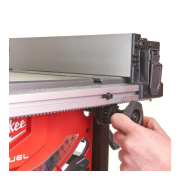 AKU píla stolová - MILWAUKEE M18 FTS210-0